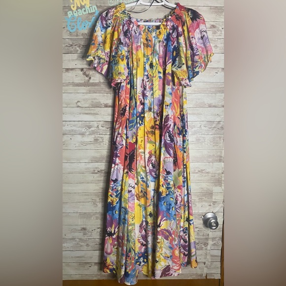 H&M Dresses & Skirts - H&M off the shoulder floral print dress PTP 24”